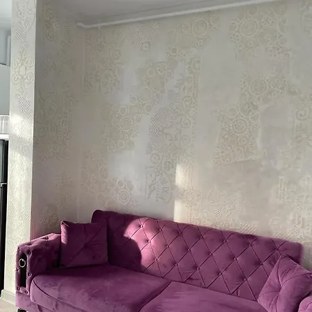 Michael By The Sea - Alezzi