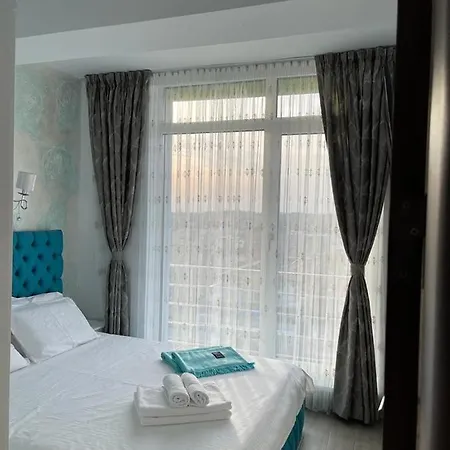 Apartment Michael By The Sea - Alezzi