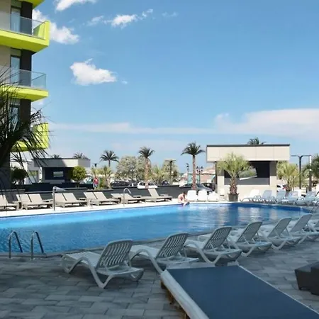 Michael By The Sea - Alezzi * Năvodari