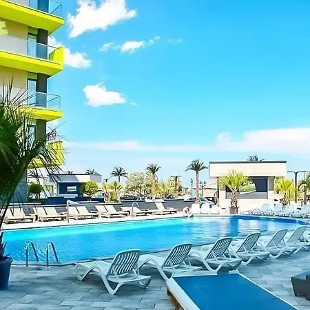 Michael By The Sea - Alezzi Apartment